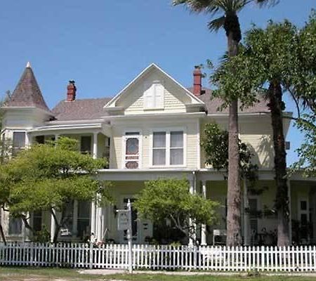 Angel Rose Bed And Breakfast 罗克波特 外观 照片