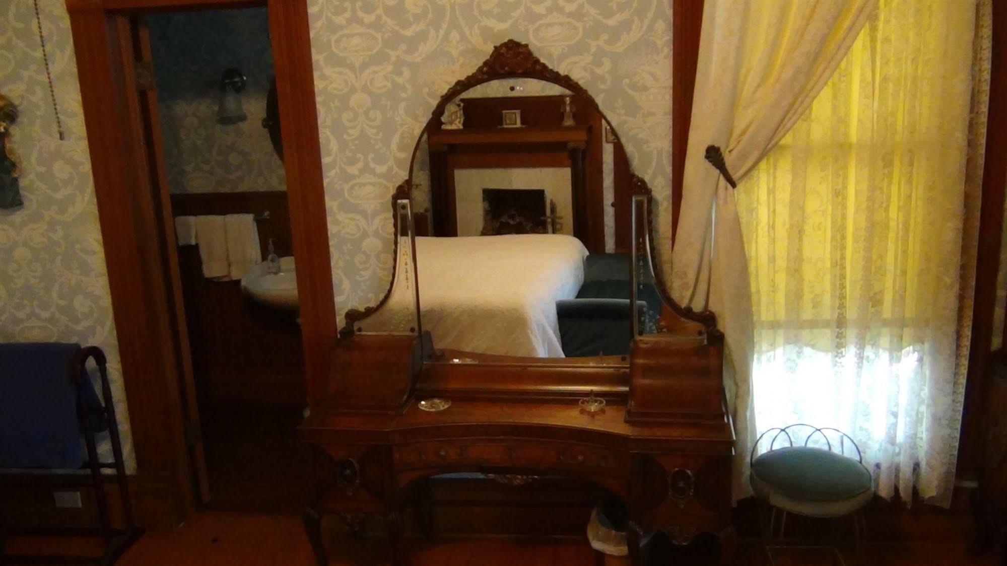 Angel Rose Bed And Breakfast 罗克波特 外观 照片